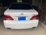 CROWN sedan