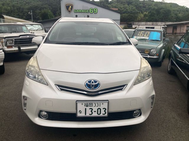 PRIUS Alpha