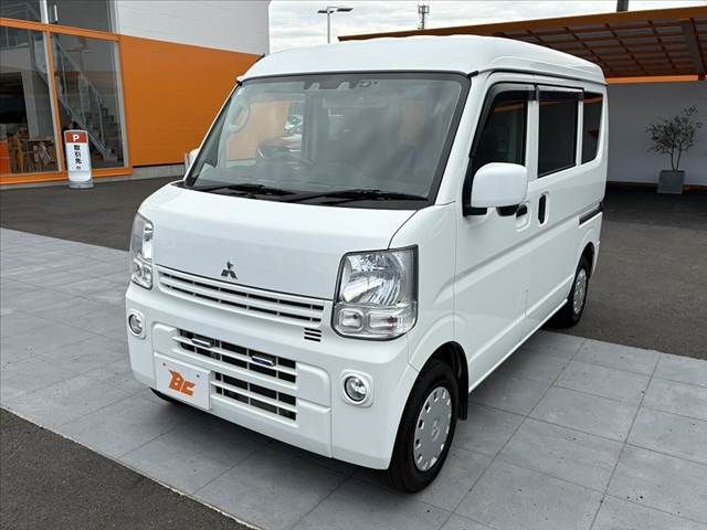 MINICAB van