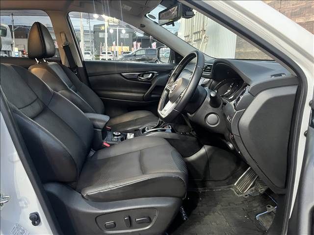 X-TRAIL HYBRID 4WD
