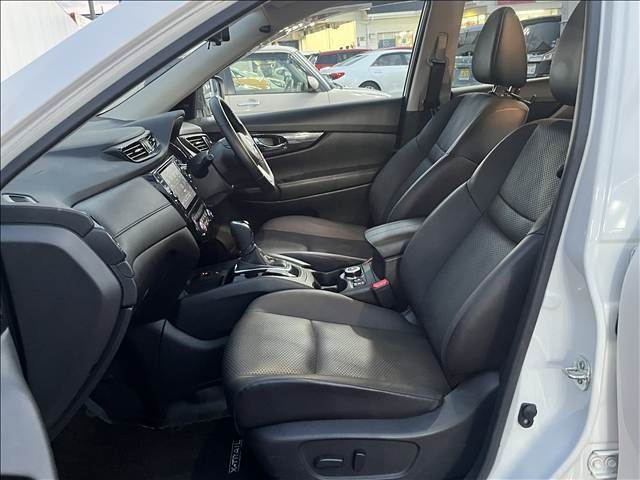 X-TRAIL HYBRID 4WD