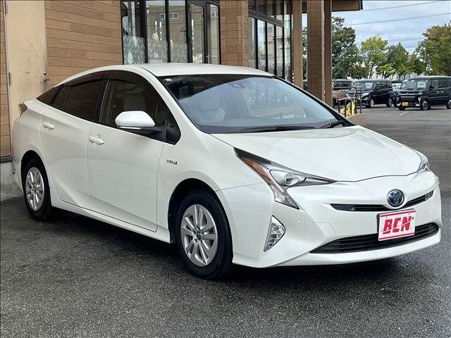 PRIUS 4WD
