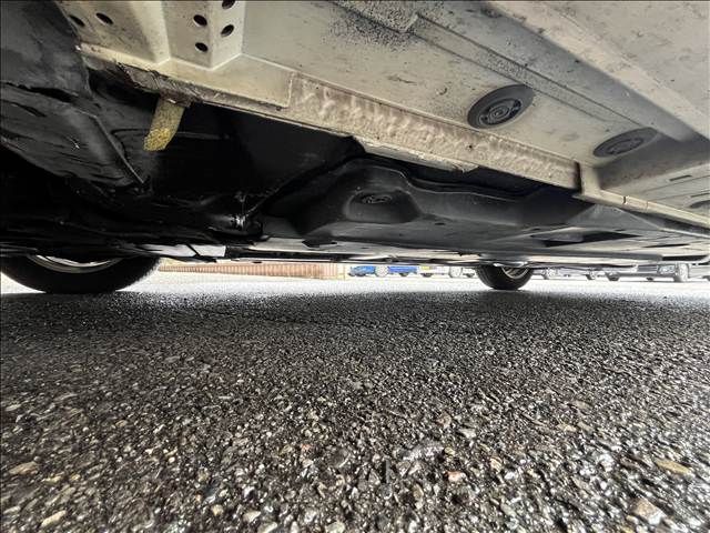 PRIUS 4WD