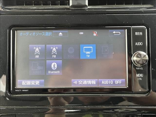 PRIUS 4WD