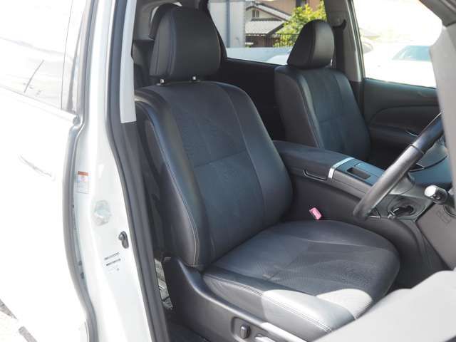 ESTIMA HYBRID 4WD