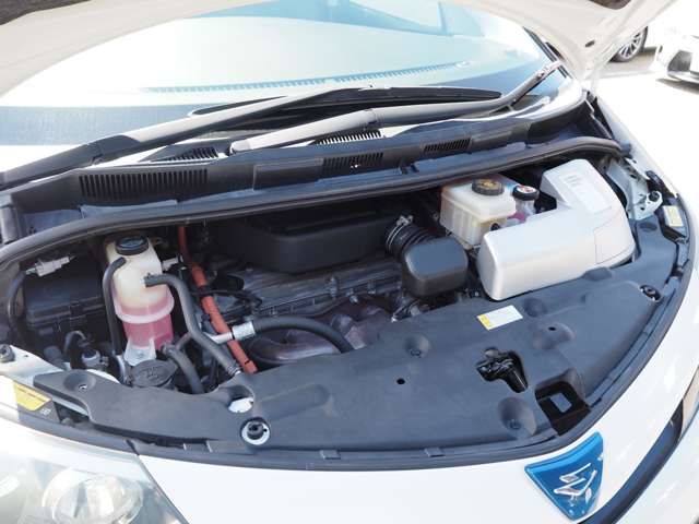 ESTIMA HYBRID 4WD