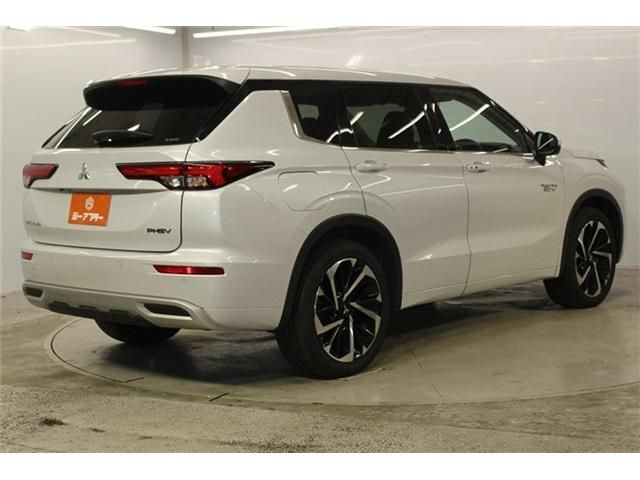 OUTLANDER PHEV