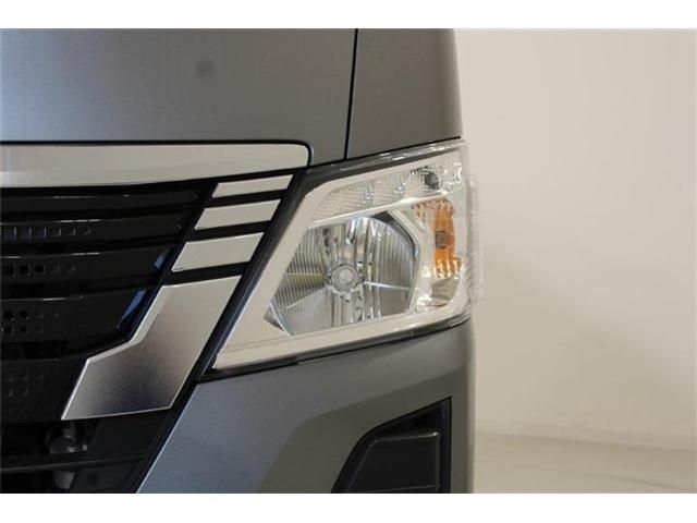 CARAVAN van 2WD