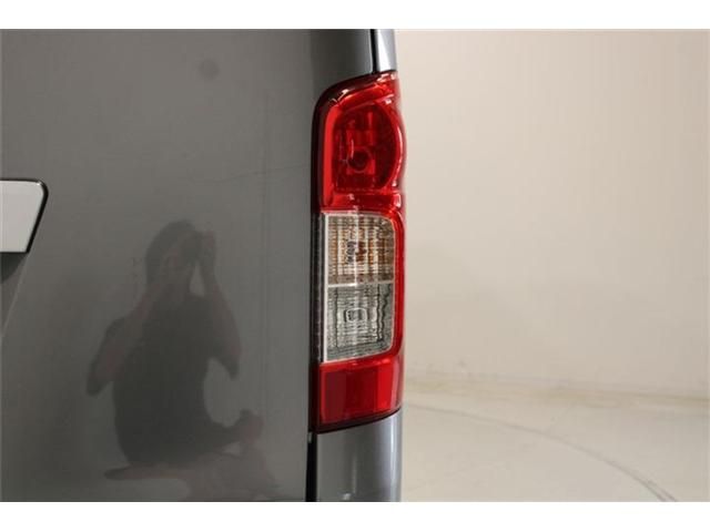CARAVAN van 2WD
