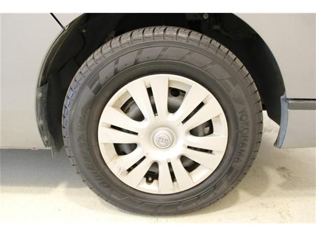 CARAVAN van 2WD