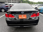 CROWN sedan hybrid