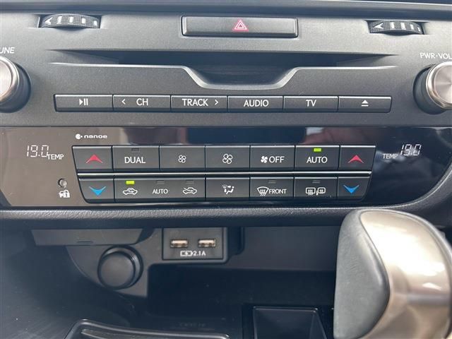 LEXUS RX300