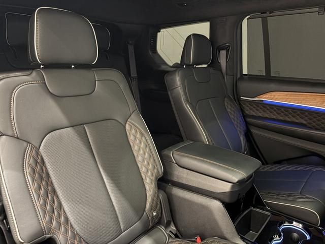 JEEP GRAND CHEROKEE L