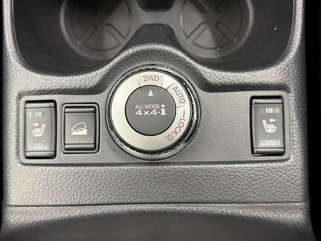 X-TRAIL HYBRID 4WD