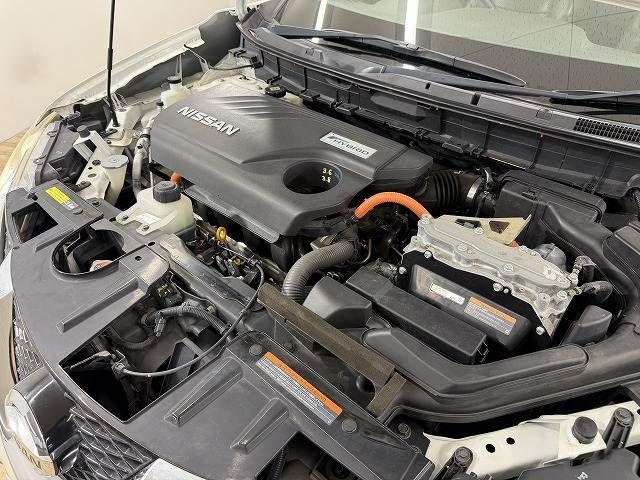 X-TRAIL HYBRID 4WD
