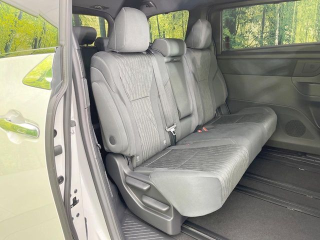 ALPHARD hybrid