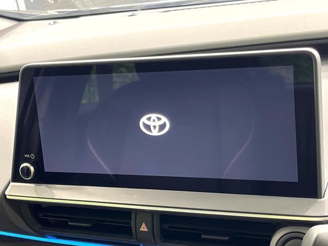 PRIUS 4WD