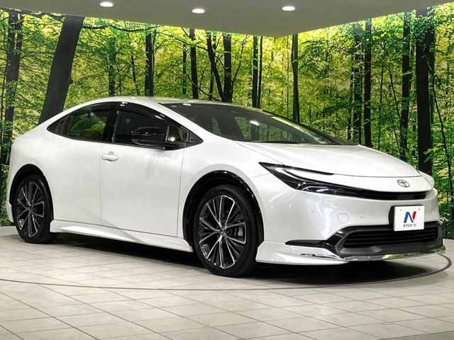 PRIUS 4WD