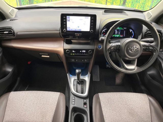 YARIS CROSS HYBRID