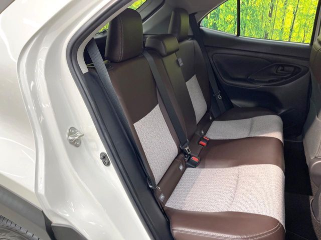 YARIS CROSS HYBRID