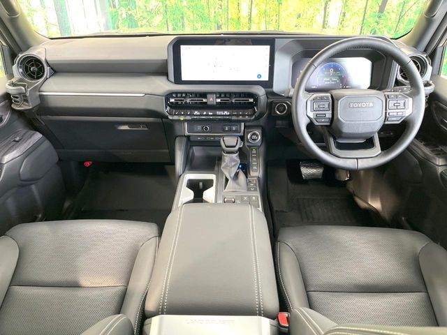 LANDCRUISER 250