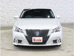 CROWN sedan hybrid