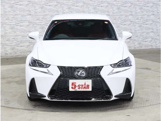 LEXUS IS200t