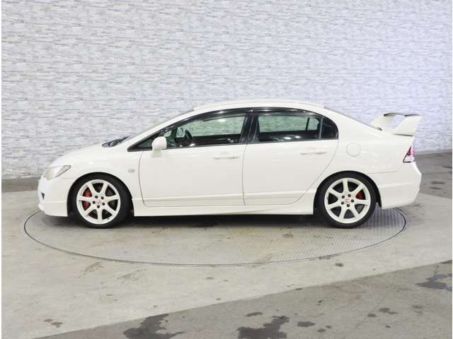 CIVIC sedan