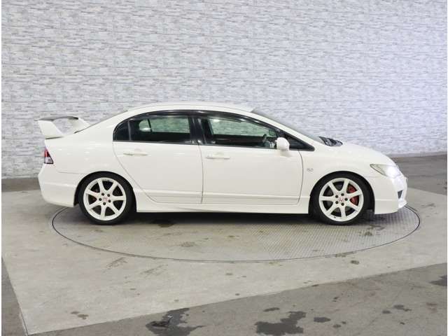 CIVIC sedan