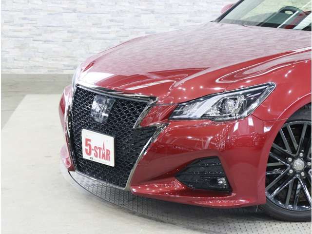 CROWN sedan
