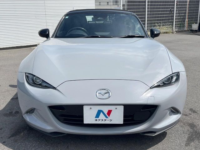 ROADSTER