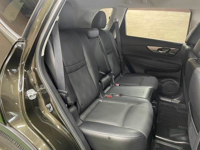 X-TRAIL 2WD