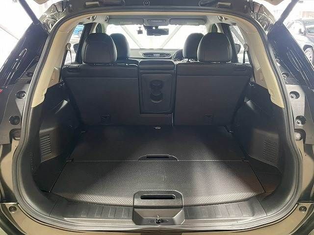 X-TRAIL 2WD