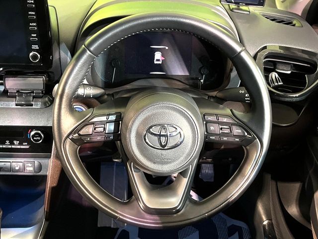 YARIS CROSS HYBRID