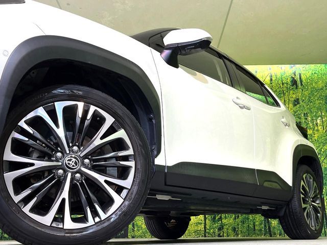 YARIS CROSS HYBRID