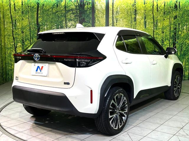 YARIS CROSS HYBRID