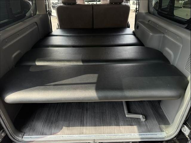 NV350 CARAVAN