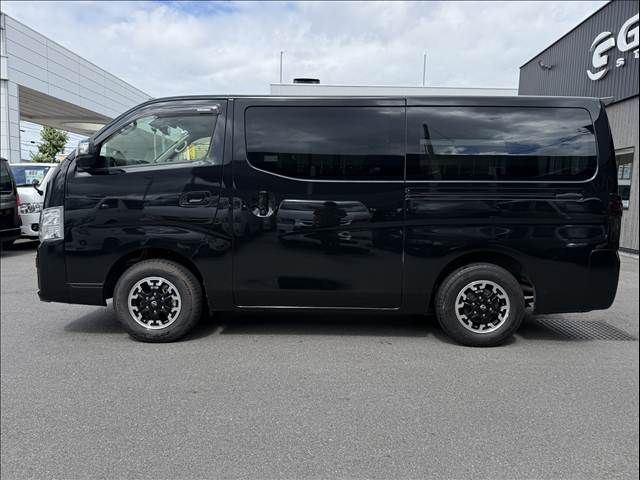 CARAVAN van 4WD