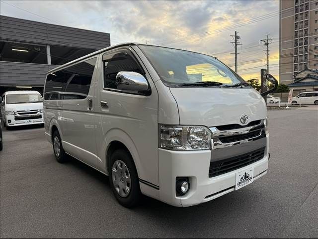 REGIUSACE van 2WD