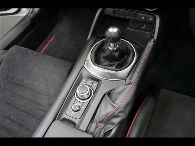 ROADSTER