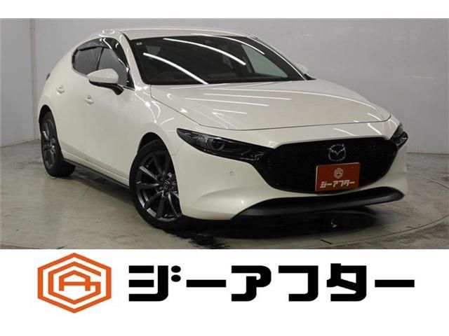 MAZDA3 FASTBACK