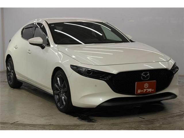 MAZDA3 FASTBACK
