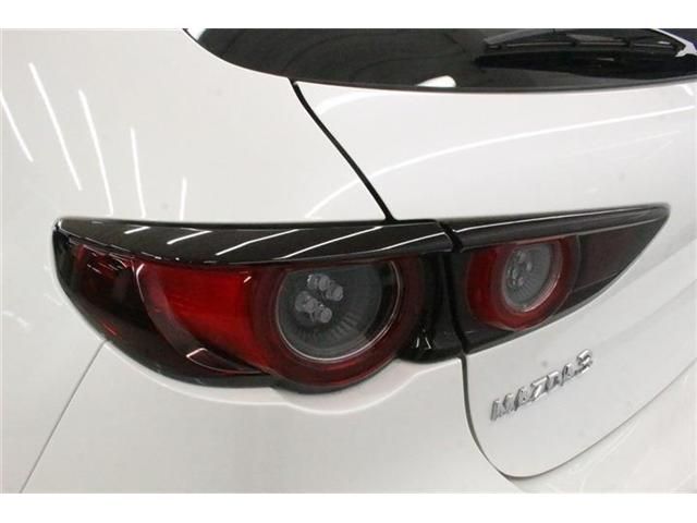 MAZDA3 FASTBACK