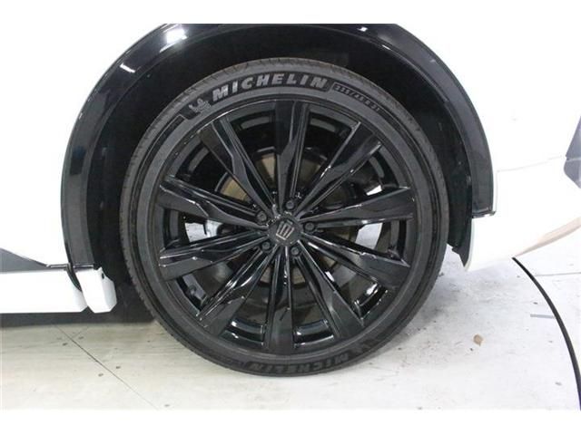 CROWN SPORT