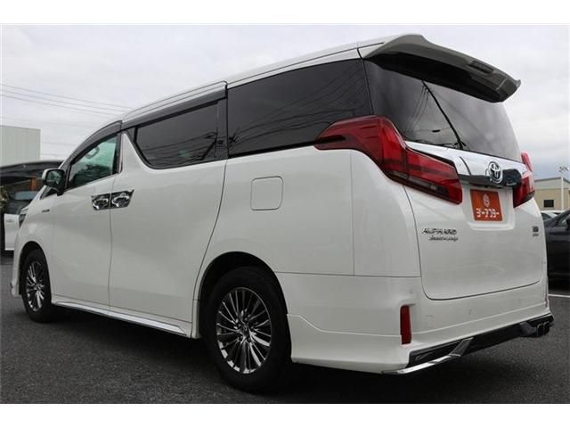 ALPHARD hybrid 4WD