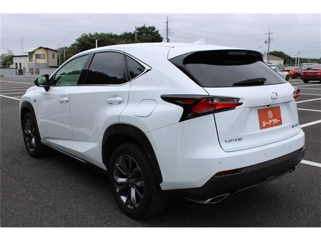 LEXUS NX200t