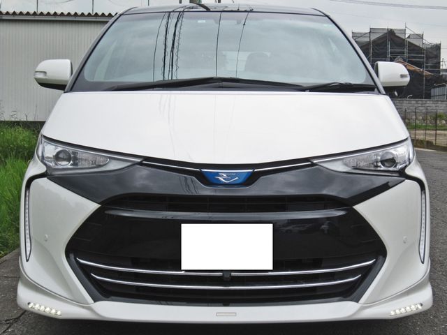 ESTIMA HYBRID 4WD