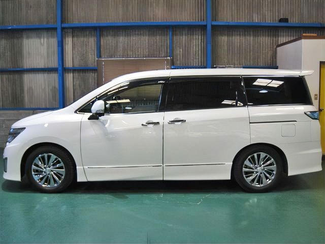 ELGRAND 4WD
