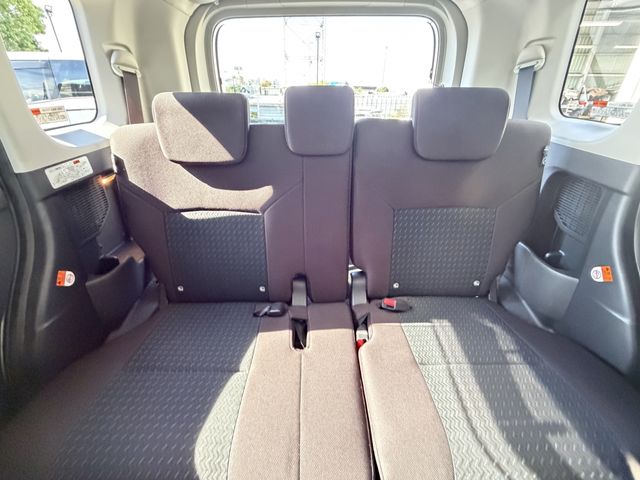 ROOMY