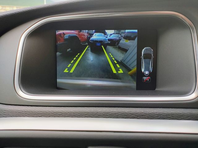 VOLVO V40 CROSS COUNTRY